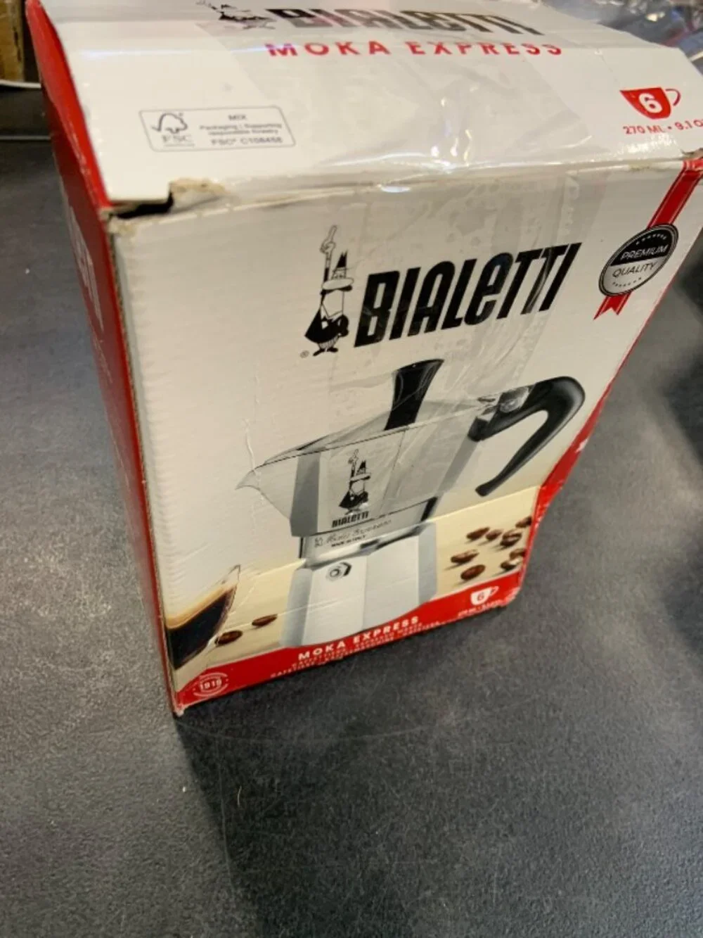 Bialetti Moka Express Iconic Italian Stovetop Espresso Maker 6 cup